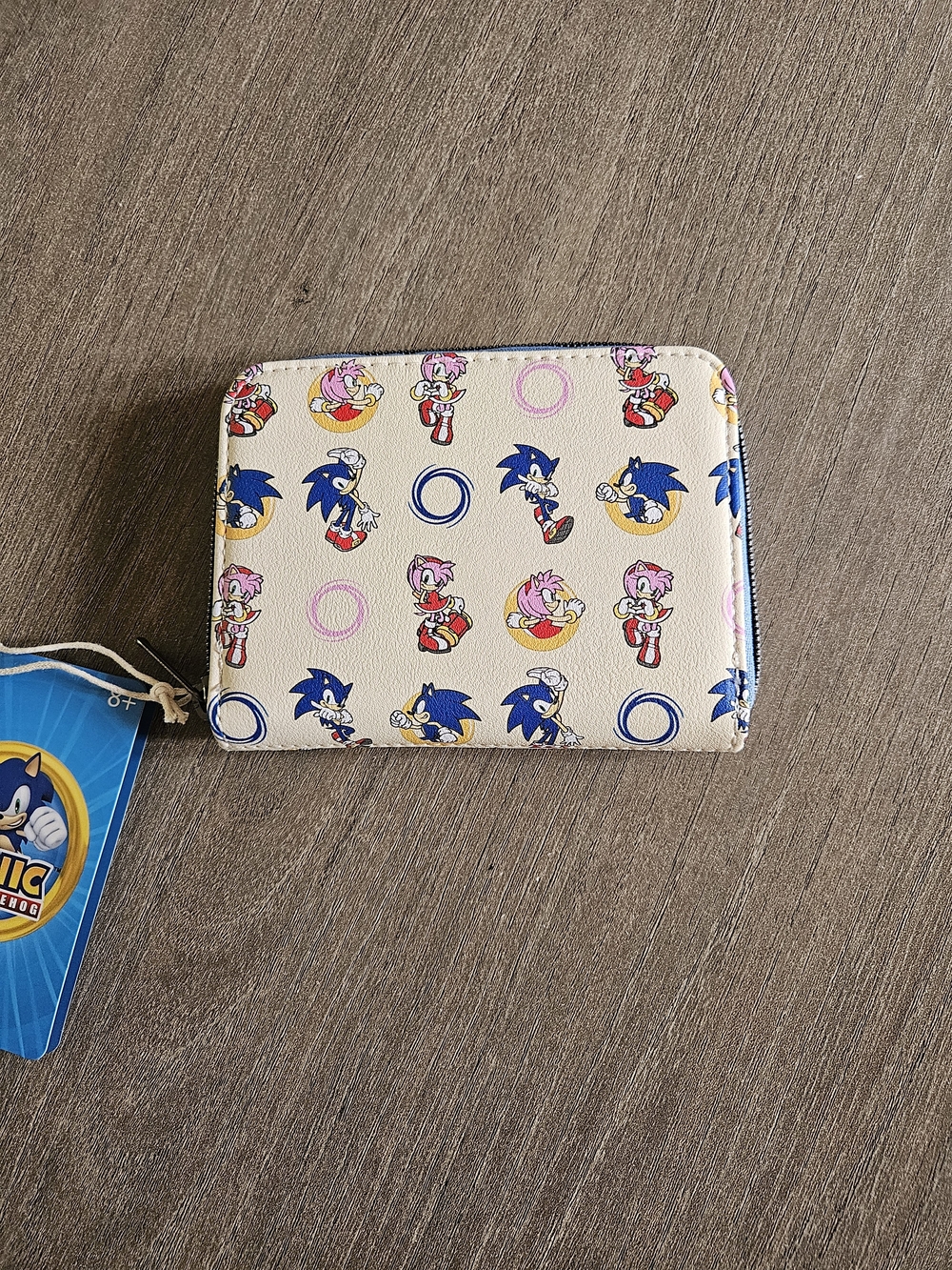 Loungefly Cream Sonic Printed Zip Wallet with Blue Patch - Picture 2 of 3